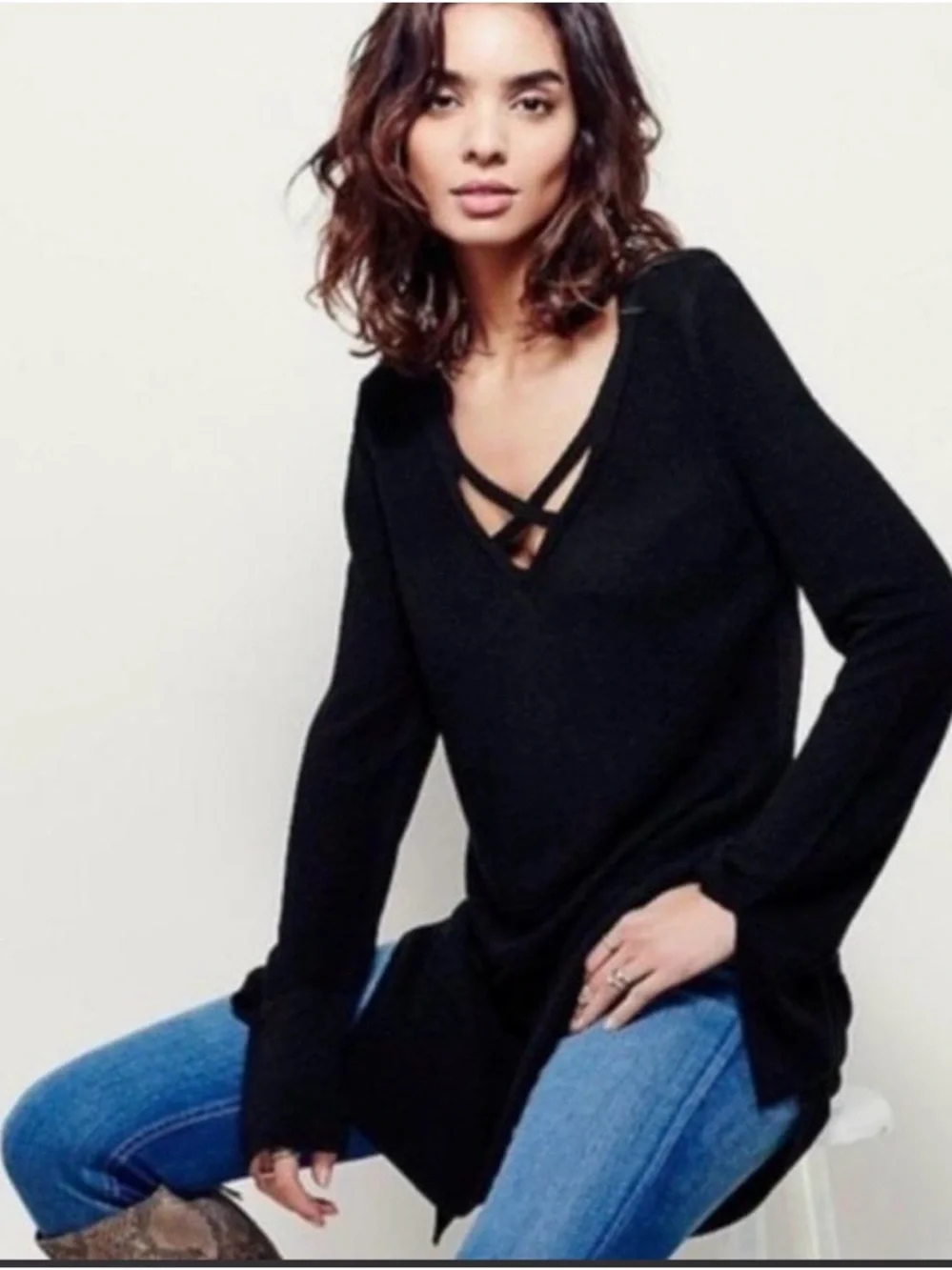 #195- Free People Criss Cross Tunic Black Knit‎ Sweater